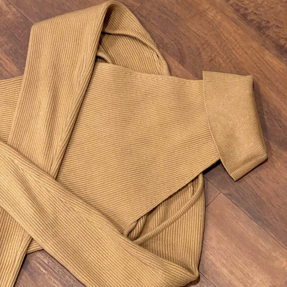 WAYF shoulderless sweater
